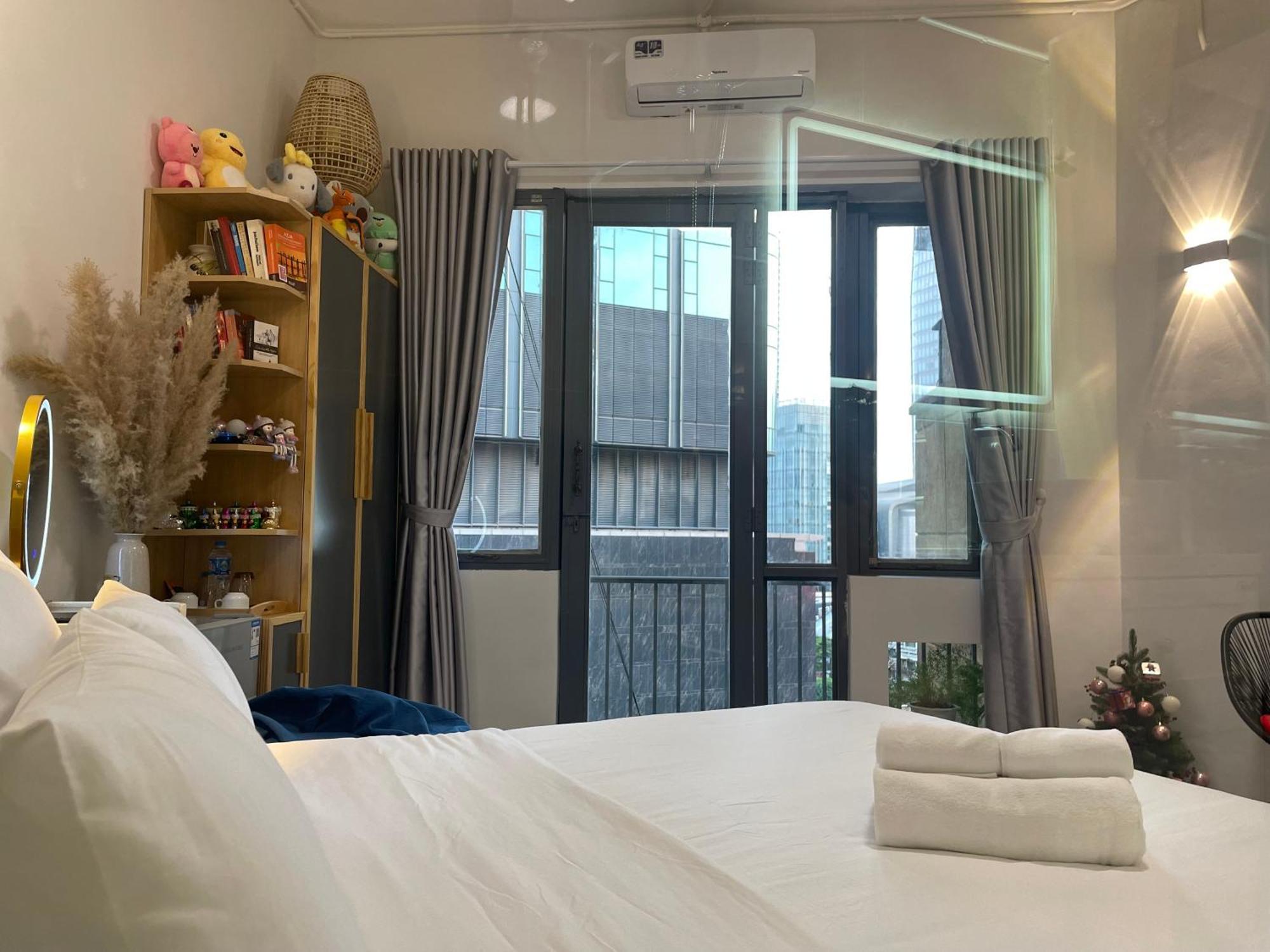 6Even Hotel - Have A Staycation In The Cafe Apartments Building Ho Chi Minh City Exterior photo